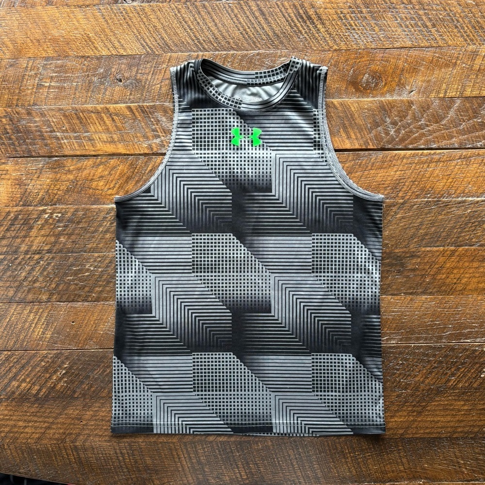 Youth boys Under Armour Charcoal and black Loose Fit sleeveless Shirt